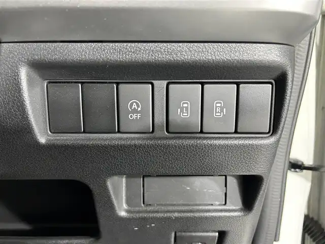 スズキ スペーシア カスタム HYBRID XS 佐賀県 2019(平31)年 5.4万km ピュアホワイトP 社外7インチナビ/フルセグTV/Bluetooth/CD/DVD/両側パワースライドドア/運転席シートヒーター/後席サンシェード/後席サーキュレーター/衝突被害軽減システム/パーキングソナー/横滑り防止装置/アイドリングストップ/オートライト/オートマチックハイビーム/LEDヘッドライト/フォグランプ/純正フロアマット/純正15インチアルミホイール/スペアキー（1本）/保証書/取扱説明書