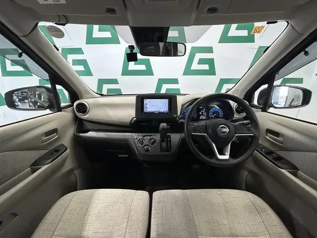 日産 デイズ S 鹿児島県 2020(令2)年 1.7万km ブラック 社外ナビ（AVIC-HRZ900）/バックカメラ/フルセグTV/前後ドライブレコーダー/オートライト/ハロゲンヘッドライト/純正フロアマット/パワーウィンドウ/パワーステアリング/リモコンキー/横滑り防止装置/盗難防止装置/衝突被害軽減システム