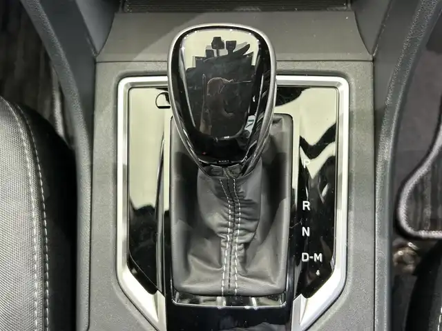 スバル インプレッサ スポーツ 1．6i－LアイサイトSスタイル 鹿児島県 2019(平31)年 6.2万km ダークブルーパール 純正ナビ（フルセグTVCD/DVD/Bluetooth）/アイサイトVer.3/追従型クルーズコントロール/STIフロントスポイラー/後方コーナーセンサー/パドルシフト/バックカメラ/純正アルミホイール/前方ドライブレコーダー/アイドリングストップ/横滑り防止装置/車線逸脱警報装置