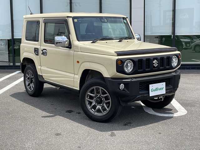 スズキ ジムニー XC 岐阜県 2023(令5)年 1.2万km シフォンアイボリーM ワンオーナー/4WDターボ/純正8インチSDナビ /フルセグテレビ /バックカメラ　/デュアルセンサーブレーキサポート　/エマージェンシーストップシグナル/LEDヘッドライト　/クルーズコントロール/サイドエアロ　/スマートキー　/シートヒーター前席　/ドライブレコーダー前後　/ビルトインETC/プッシュスタート/保証書/取扱説明書/Blue tooth接続/CDチェンジャー/USB入力端子/iPod接続/フルフラットシート/社外フロアマット/純正16アルミホイール/横滑り防止装置/レーンキープアシスト/オートライト/ダウンヒルアシストコントロール/エアバッグW＋サイド/衝突被害軽減システム/ドアバイザー/ボンネットバイザー/サイドアンダーミラー/ミラーヒーター/ウィンカーミラー/給油口ガラスリッド/リアステップラダー/UVカット機能付きガラス