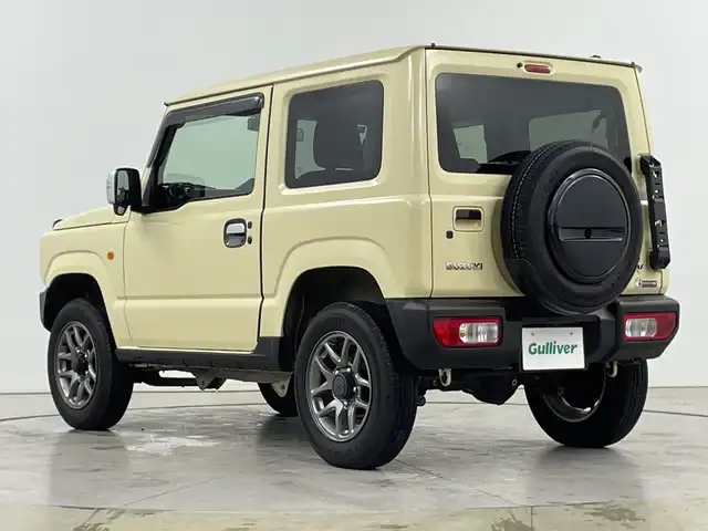 スズキ ジムニー XC 道央・札幌 2023(令5)年 1.2万km シフォンアイボリーM ・ワ・ンオーナー/・4WD/ターボ/・純正8インチSDナビ /　　（フルセグTV/CD/DVD/BT)/・バックカメラ　/・デュアルセンサーブレーキサポート　/・オートライト/LEDヘッドライト　/・クルーズコントロール/・サイドエアロ　/・シートヒーター前席　/・ドライブレコーダー前後　/・社外フロアマット/・純正16アルミホイール/・レーンキープアシスト/・ダウンヒルアシストコントロール/・ボンネットバイザー/・サイドアンダーミラー/・給油口ガラスリッド/・リアステップラダー/・ビルトインETC