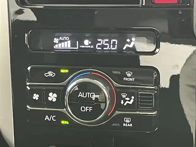 トヨタ ルーミー カスタムG 岡山県 2025(令7)年 0.1万km パールホワイトⅢ 衝突軽減ブレーキ/追従型クルーズコントロール/9インチディスプレイオーディオ/【Bluetooth/フルセグTV/HDMI/Carplay】/前席シートヒーター/バックカメラ/ＬＥＤヘッドライト＆LEDフォグランプ/オートハイビーム/オートブレーキホールド/アイドリングストップ/プッシュスタート/純正フロアマット/コーナーセンサー（前後）/踏み間違い防止/横滑り防止/ISOFIX/ステアリングスイッチ/シートリフター/シートバックテーブル/ウインカーミラー/ドアバイザー/両側パワースライドドア/新車保証書/取扱説明書/スマートキー×2