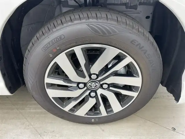 トヨタ ルーミー カスタムG 岡山県 2025(令7)年 0.1万km パールホワイトⅢ 衝突軽減ブレーキ/追従型クルーズコントロール/9インチディスプレイオーディオ/【Bluetooth/フルセグTV/HDMI/Carplay】/前席シートヒーター/バックカメラ/ＬＥＤヘッドライト＆LEDフォグランプ/オートハイビーム/オートブレーキホールド/アイドリングストップ/プッシュスタート/純正フロアマット/コーナーセンサー（前後）/踏み間違い防止/横滑り防止/ISOFIX/ステアリングスイッチ/シートリフター/シートバックテーブル/ウインカーミラー/ドアバイザー/両側パワースライドドア/新車保証書/取扱説明書/スマートキー×2