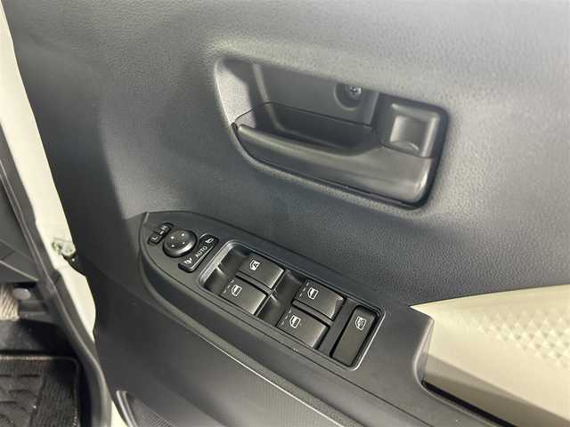 ダイハツ タント X 佐賀県 2024(令6)年 0.6万km シャイニングホワイトパール 社外７インチナビ/（ワンセグTV/CD/Bluetooth）/全方位カメラ/衝突被害軽減システム/パワースライドドア/コーナーセンサー/シートヒーター/オートブレーキホールド/純正ＬＥＤヘッドライト/ビルトインETC/ハイビーム/オートマチックハイビーム/ベンチシート/純正フロアマット