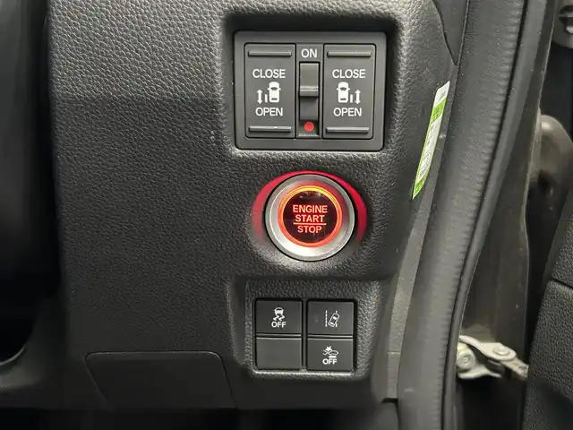 ホンダ Ｎ ＢＯＸ カスタム G L ホンダセンシング 鹿児島県 2018(平30)年 4.7万km プレミアムグラマラスブロンズP ホンダセンシング/アイドリングストップ/両側パワースライドドア/純正8インチSDナビ【VXU-195NBi】/（CD/DVD/フルセグ/Bluetooth/SD）/バックカメラ/ETC/純正前方ドライブレコーダー/ステアリングリモコン/チップアップシート/後席ロールサンシェード/純正LEDヘッドライト/フロントフォグランプ/オートライト/純正フロアマット/純正ドアバイザー/純正14インチアルミ