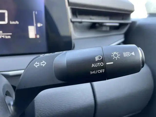 日産 ノート X 石川県 2023(令5)年 5.5万km ピュアホワイトパール プロパイロット/メーカー純正ナビ/フルセグTV/全方位カメラ/ETC/ドライブレコーダー/デジタルミラー/ブラインドスポットモニター/プロパイロット/エマージェンシーブレーキ/インテリキー/プッシュスタート/電動ミラー/保証書