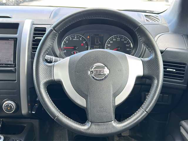 日産 エクストレイル 20X 秋田県 2013(平25)年 9.7万km スチールブルー 社外SDナビ/社外フルセグTV/前後ドライブレコーダー/純正17インチAW/取説/スペアキー/４WD/ETC