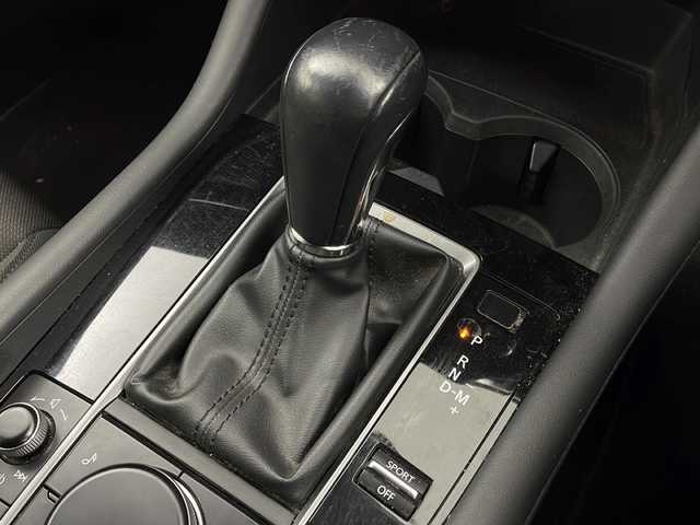 マツダ マツダ３ファストバック 15S ツーリング 宮城県 2020(令2)年 3.3万km スノーフレイクホワイトパールマイカ 禁煙車/360°ビュー・モニター＋ドライバー・モニタリング/i-ACTIVSENSE/・スマート・ブレーキ・サポート/・ブラインド・スポット・モニタリング/・ハイ・ビーム・コントロールシステム/・レーンキープ・アシスト・システム/・マツダ・レーダー・クルーズ・コントロール/・ヘッドアップディスプレイ/純正ナビ/・CD.DVD.SD.BT.USB.HDMI/フルセグTV/ビルトインETC/LEDヘッドライト/電動パーキングブレーキ/オートホールド機能/アイドリングストップ/横滑り防止装置/ステアリングスイッチ/プッシュスタート/スマートキー2個/純正18インチアルミホイール/純正フロアマット