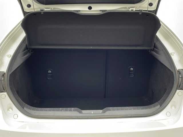 マツダ マツダ３ファストバック 15S ツーリング 宮城県 2020(令2)年 3.3万km スノーフレイクホワイトパールマイカ 禁煙車/360°ビュー・モニター＋ドライバー・モニタリング/i-ACTIVSENSE/・スマート・ブレーキ・サポート/・ブラインド・スポット・モニタリング/・ハイ・ビーム・コントロールシステム/・レーンキープ・アシスト・システム/・マツダ・レーダー・クルーズ・コントロール/・ヘッドアップディスプレイ/純正ナビ/・CD.DVD.SD.BT.USB.HDMI/フルセグTV/ビルトインETC/LEDヘッドライト/電動パーキングブレーキ/オートホールド機能/アイドリングストップ/横滑り防止装置/ステアリングスイッチ/プッシュスタート/スマートキー2個/純正18インチアルミホイール/純正フロアマット