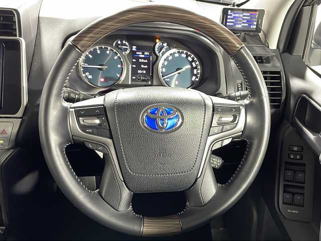 トヨタ ランドクルーザー プラド TX 広島県 2020(令2)年 4.8万km ブラック 禁煙車/ＫＥＮＷＯＯＤ９型ナビ/ＡＬＰＩＮＥ後席モニター２個/モデリスタエアロ/バックカメラ/レーダー探知機/レーダークルーズコントロール/ＥＴＣ/前後ドラレコ/衝突軽減/オートハイビーム/レーンキープ/ＬＥＤライト/純正17インチアルミホイール/エアバッグ(運転席/助手席/サイド/カーテン)