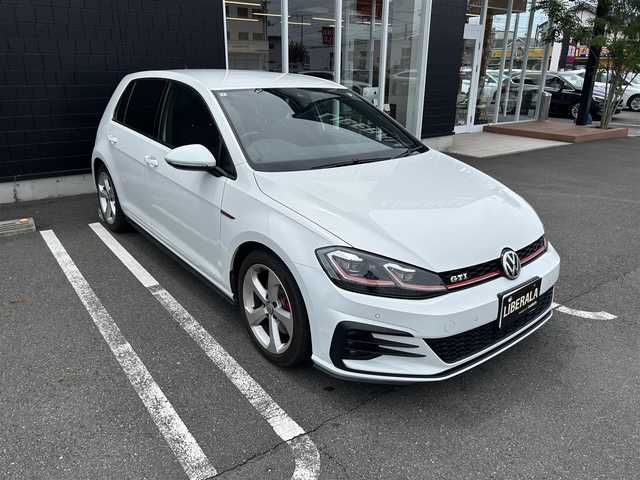 フォルクスワーゲン ゴルフ ＧＴＩ 埼玉県 2017(平29)年 8.5万km 白 純正ナビ/フルセグテレビ/BT接続/Applecarplay/バックカメラ/ETC/ACC/コーナーセンサー/純正AW/ドラレコ/BSM