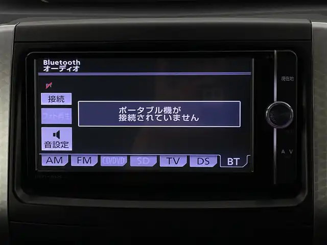 トヨタ ヴォクシー ZS 煌Z 新潟県 2013(平25)年 7.3万km ホワイトパールクリスタルシャイン ４WD/ワンオーナー/純正SDナビ/　　CD/DVD/AM/FM/フルセグ/BT/バックモニター/両側パワースライドドア/純正15インチアルミホイール付/パドルシフト/リアオートエアコン/センターデフロック/フロアマット/ドアバイザー/電動格納ミラー/ステアリングスイッチ/スペアキー/スマートキー