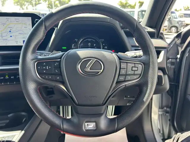 レクサス ＵＸ 250h Fスポーツ 和歌山県 2022(令4)年 3.8万km シルバー 後期型/純正12.3インチナビ/全方位カメラ/フルセグTV/衝突軽減ブレーキ/ブラインドスポットモニター/レーンキープアシスト/レーダークルコン/前後コーナーセンサー/オートライト/前後ドラレコ/ETC2.0 /ヘッドアップディスプレイ/レザーシート/シートヒーター/パワーシート/電動リアゲート/LEDヘッドライト/フォグランプ