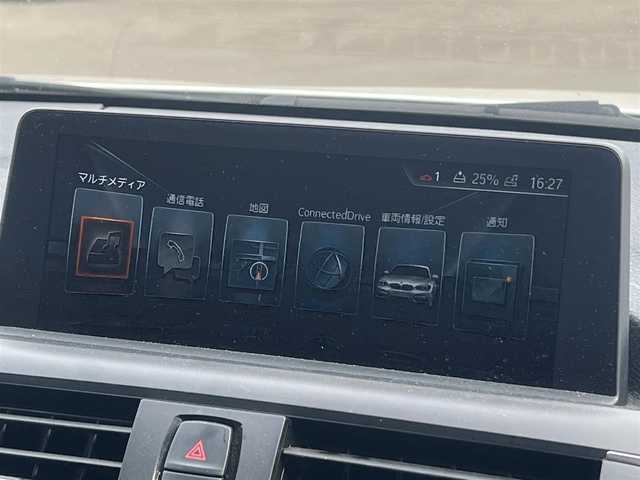 ＢＭＷ １１８ｉ セレブレーションEDマイスタイル 秋田県 2016(平28)年 8.7万km ミネラルホワイト 純正ナビ/衝突軽減システム/ツインパワーターボ/純正アルミ/バックカメラ/スマートキー/LEDヘッドライト/MTモード付AT/ドライブレコーダー/コーナーセンサー/プッシュスタート/アイドリングストップ/ステアリングスイッチ/オートライト/オートエアコン/パワーウィンドウ/パワーステアリング/横滑り防止/電動格納ウィンカーミラー/保証書/取扱説明書/記録簿