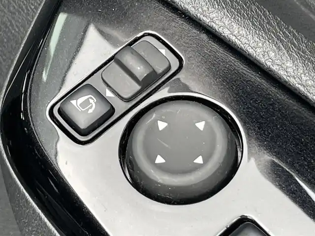 日産 ルークス ハイウェイスター X 香川県 2021(令3)年 3.7万km ホワイトパール 登録時走行距離 36788km/アラウンドビューモニター/片側パワースライドドア/ハンズフリースライドドア/電動格納ミラー/純正14インチAW/LEDオートライト/フォグランプ/オートマチックハイビーム/プッシュスタート/スマートキー/エマージェンシーブレーキアシスト/車線逸脱警報/横滑り防止装置/クリアランスソナー