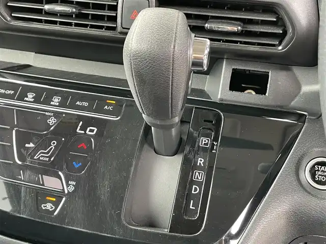 日産 ルークス ハイウェイスター X 香川県 2021(令3)年 3.7万km ホワイトパール 登録時走行距離 36788km/アラウンドビューモニター/片側パワースライドドア/ハンズフリースライドドア/電動格納ミラー/純正14インチAW/LEDオートライト/フォグランプ/オートマチックハイビーム/プッシュスタート/スマートキー/エマージェンシーブレーキアシスト/車線逸脱警報/横滑り防止装置/クリアランスソナー