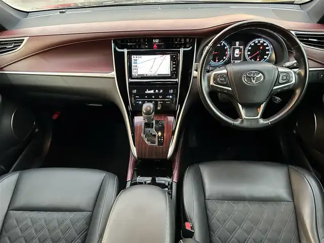 トヨタ ハリアー プレミアム 福岡県 2015(平27)年 6.3万km ブラック プッシュスタートボタン/スマートキー/クルーズコントロール/HDDナビ/Bluetoothオーディオ/フルセグTV/バックカメラ/ETC/サンルーフ/電動リアゲート/全方位ドライブレコーダー/運転席パワーシート/純正アルミホイール/LEDヘッドライト
