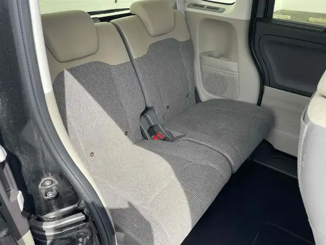ホンダ Ｎ ＢＯＸ G L ホンダセンシング 千葉県 2017(平29)年 9.7万km クリスタルブラックパール (株)IDOMが運営する【じしゃロン八千代店】の自社ローン対象車両になります。こちらは現金またはオートローンご利用時の価格です。自社ローンご希望の方は別途その旨お申付け下さい/ホンダセンシング/・衝突軽減ブレーキ（CMBS）/・車線維持支援システム（LKAS）/・アダプティブクルーズコントロール（ACC）/・後方誤発進抑制機能/・誤発進抑制機能/両側パワースライドドア/純正メモリーナビ/地デジTV/【DVD/CD再生機能　Bluetooth接続】/バックカメラ/ETC/LEDヘッドライト