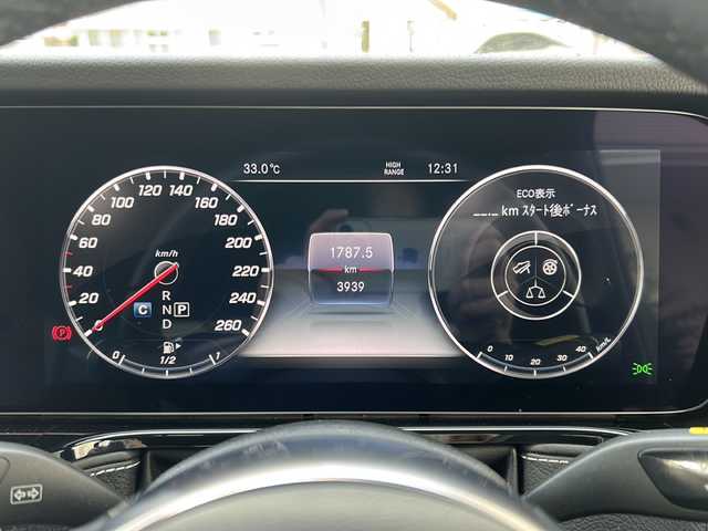 メルセデス・ベンツ ゲレンデヴァーゲン Ｇ４００ｄ AMGライン 兵庫県 2023(令5)年 0.4万km パール ワンオーナー]/Gマヌファクトゥーアプログラム/ラグジュアリーパッケージ/純正メーカーSDナビ/　Bluetooth/USB/AM/FM/フルセグテレビ（横行中視聴可能）/Burmestarサラウンドシステム/純正ビルトインETC2.0/前後ドライブレコーダー/全方位カメラ/リラクゼーション機能/サンルーフ/パドルシフト/シートメモリ/パワーシート（D+N席）/シートヒーター（全席）/エアシート（D+N席）/パーキングアシスト/アイドリングストップ/アダプティブクルーズコントロール/アンチロック・ブレーキ・システム/レーンキープアシスト/センターデフロック/前後コーナーセンサー/盗難防止装置/横滑り防止装置/衝突被害軽減システム/パワーステアリング/パワーウィンドウ/オートマチックハイビーム/純正フロアマット/純正アルミホイール/スペアキー（１本）/取扱説明書/保証書/記録簿（R5）