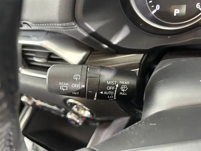 マツダ ＣＸ－５ XD Lパッケージ 佐賀県 2017(平29)年 8.6万km ソウルレッドクリスタルM 純正8インチナビ/フルセグTV/DVD/CD/Bluetooth/アルパイン製10.2インチフリップダウンモニター/BOSEプレミアムサウンド/バックカメラ/衝突被害軽減システム/ブラインドスポットモニター/レーダークルーズコントロール/レーンアシスト/オートライト/LEDヘッドライト/フォグライト/パーキングセンサー/ビルトインETC/電子パーキング/ブレーキホールド/ステアリングヒーター/レザーシート/全席シートヒーター/運転席・助手席パワーシート/パワーバックドア/メモリーシート/純正19インチアルミホイール/純正フロアマット
