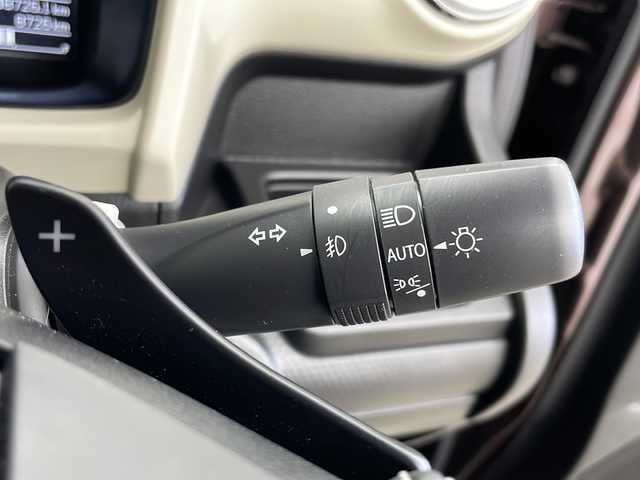 スズキ クロスビー HYBRID MZ 秋田県 2024(令6)年 0.9万km クラッシーブラウンメタリック/ホワイト 2トーンルーフ 純正ナビ【FM/AM/BT/CD/DVD】 /全方位モニター /フルセグTV /ETC /２トーンルーフ　/LEDヘッドライト　/純正AW /スマートキー　/プッシュスタート /バックカメラ　/前方ドライブレコーダー　/パドルシフト　/クルーズコントロール/ヒルディセントコントロール/オートエアコン /USBポート/ステアリングリモコン/パドルシフト/横滑り防止装置/アイドリングストップ/クリアランスソナー /衝突被害軽減システム/レーンキープアシスト/前席シートヒーター/革巻きステアリング/純正フロアマット/コーナーセンサー /純正AW/ウィンカーミラー /フォグライト