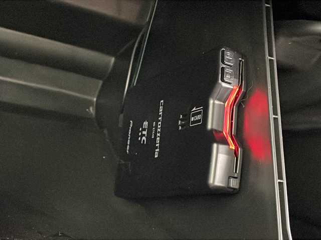 スズキ クロスビー HYBRID MZ 秋田県 2024(令6)年 0.9万km クラッシーブラウンメタリック/ホワイト 2トーンルーフ 純正ナビ【FM/AM/BT/CD/DVD】 /全方位モニター /フルセグTV /ETC /２トーンルーフ　/LEDヘッドライト　/純正AW /スマートキー　/プッシュスタート /バックカメラ　/前方ドライブレコーダー　/パドルシフト　/クルーズコントロール/ヒルディセントコントロール/オートエアコン /USBポート/ステアリングリモコン/パドルシフト/横滑り防止装置/アイドリングストップ/クリアランスソナー /衝突被害軽減システム/レーンキープアシスト/前席シートヒーター/革巻きステアリング/純正フロアマット/コーナーセンサー /純正AW/ウィンカーミラー /フォグライト
