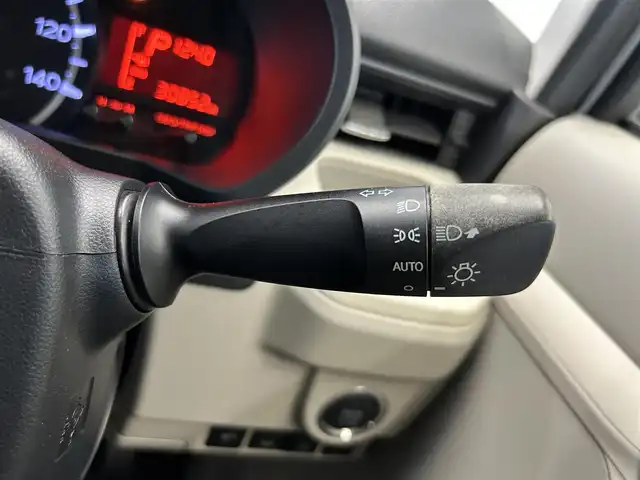 ダイハツ ムーヴ X SAⅢ 鹿児島県 2018(平30)年 3.1万km ブライトシルバーメタリック 禁煙車　/純正ナビ　/Ｂｌｕｅｔｏｏｔｈ　/フルセグＴＶ　/バックカメラ　/Ｄ席シートヒーター　/オートマチックハイビーム　/後方コーナーセンサー　/スマートキー　/ステリモ　/純正アルミ　/純正フロアマット/純正ドアバイザー　/Ｐスタート/アイドリングストップ