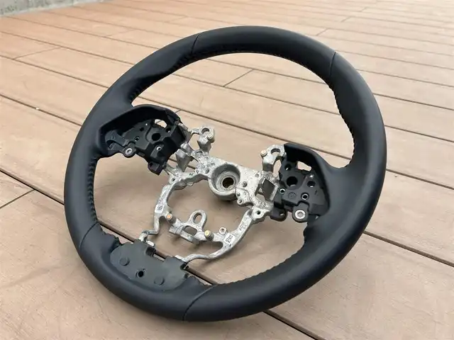 トヨタ プリウス S ツーリングセレクション 滋賀県 2019(令1)年 7.9万km アティチュードブラックマイカ ガソリン（ハイブリッド）/2WD(FF)/CVT/モデリスタエアロ/社外ステアリング(純正積込有)/社外シフト(純正シフトノブ積込有)/9インチ社外ナビ【X9Z】/(FM/AM/CD/DVD/フルセグ/Bluetooth)/前後ドライブレコーダー/ETC/バックカメラ/ＴｏｙｏｔａＳａｆｅｔｙＳｅｎｓｅ/・プリクラッシュブレーキアシスト	/・レーンキープアシスト	/・レーダークルーズコントロール/運転席・助手席シートヒーター/電動格納ミラー/ステアリングスイッチ/オートライト/LEDヘッドライト/フロントフォグ/オートマチックハイビーム/フルオートエアコン/プッシュスタート/スマートキー/スペアキー/純正フロアマット/ドアバイザー