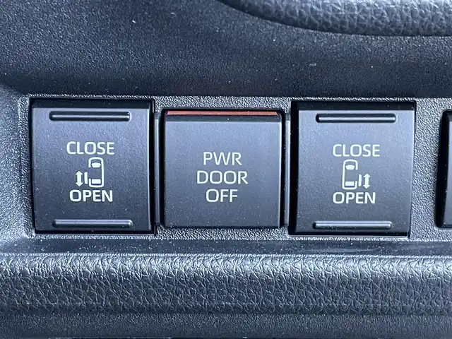 トヨタ シエンタ G 東京都 2025(令7)年 0.6万km アーバンカーキ 純正８型ディスプレイオーディオ　/両側電動ドア　/ＢＳＭ　/ビルトイン２．０ＥＴＣ　/追従クルーズコントロール　/トヨタセーフティセンス　/Ｂｌｕｅｔｏｏｔｈ　/バックカメラ　/オートライト　/コーナーセンサー　/禁煙