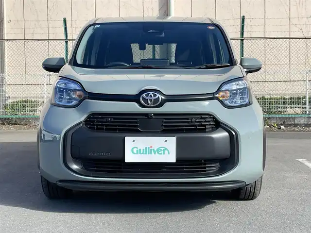 トヨタ シエンタ G 東京都 2025(令7)年 0.6万km アーバンカーキ 純正８型ディスプレイオーディオ　/両側電動ドア　/ＢＳＭ　/ビルトイン２．０ＥＴＣ　/追従クルーズコントロール　/トヨタセーフティセンス　/Ｂｌｕｅｔｏｏｔｈ　/バックカメラ　/オートライト　/コーナーセンサー　/禁煙