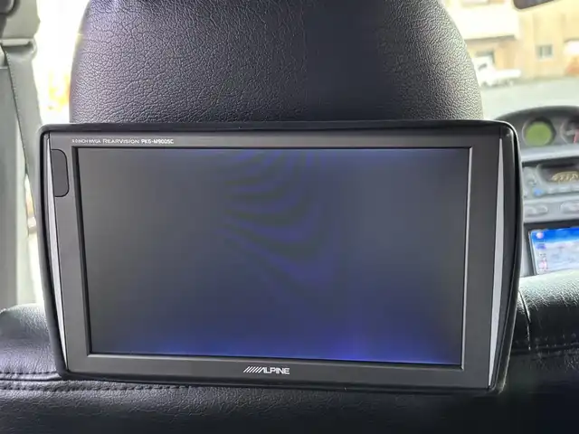 三菱 デリカ スペースギア XR 福岡県 1997(平9)年 8.1万km ソフィアホワイト コーナーセンサー（前後）/片側パワースライド/レザーシート/ベンチシート/3列シート/純正AW/純正フロアマット/ワンセグTV/バックカメラ/ETC/CD・CDチェンジャー/後席モニター/AAC/リモコンキー/ターボ