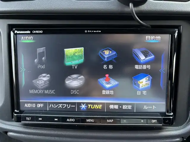 三菱 デリカ スペースギア XR 福岡県 1997(平9)年 8.1万km ソフィアホワイト コーナーセンサー（前後）/片側パワースライド/レザーシート/ベンチシート/3列シート/純正AW/純正フロアマット/ワンセグTV/バックカメラ/ETC/CD・CDチェンジャー/後席モニター/AAC/リモコンキー/ターボ
