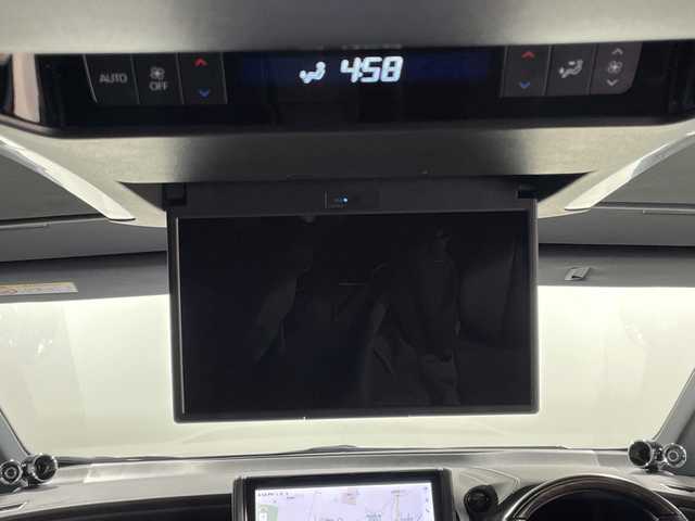 トヨタ アルファードハイブリット Z 神奈川県 2024(令6)年 2.2万km ブラック トヨタセーフティセンス/純正14.1型ディスプレイオーディオ/・BT/フルセグTV/MiraCast/USB/パノラミックビューモニター/ユニバーサルステップ/純正12.1型フリップダウンモニター/トヨタチームメイト/左右独立ムーンルーフ/デジタルインナーミラー/置くだけ充電/AC100V/前後ドライブレコーダー/ビルトインETC2.0/パーキングアシスト/レザー調シート/パワーシート(D/N/2)/メモリシート(D)/シートヒーター(D/N/2)/ベンチレーション(D/N/2)/ブラインドスポットモニター/パワーバックドア/電動サンシェード/nanoeX/ウッドコンビステアリング/ステアリングスイッチ/パドルシフト/ステアリングヒーター/Autoライト/電動サイドブレーキ/オートブレーキホールド/EVモード/三眼LEDヘッドライト/フォグランプ/シーケンシャルウィンカー/スマートキー/スペアキー/プッシュスタートボタン/電動格納ミラー/ウィンカーミラー/純正フロアマット/純正19インチアルミホイール/純正ドアバイザー