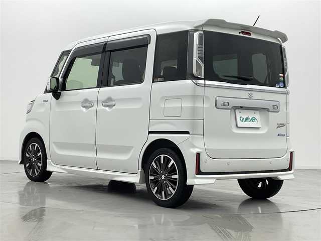 スズキ スペーシア カスタム HYBRID XS ターボ 熊本県 2020(令2)年 5万km ピュアホワイトP ワンオーナー/禁煙車　/純正8インチナビCN-RZ853（ＣＤ・ＤＶＤ・フルセグ・ＢＴ・ＳＤ・ｉｐｏｄ）/全周囲カメラ　/ビルトインＥＴＣ　/両側パワースライドドア　/運転席シートヒーター　/後ろのみコーナーセンサー　/スズキセーフティサポー/・デュアルセンサーブレーキサポート/・先行車発進お知らせ機能/・標識認識システム/・ヘッドアップディスプレイ/・誤発進抑制機能/・後方誤発進抑制機能/・アダプティブハイビームアシスト/・クルーズコントロール/・車線逸脱抑制機能/・車線維持支援/横滑り防止/アイドリングストップ/純正フロアマット/純正15インチAW/オートライト/LEDヘッドライト/フォグライト/スマートキー/プッシュスタート/スペアキー1本/保証書/取扱説明書