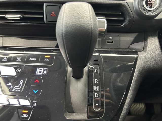 日産 デイズ ハイウェイスターX 鹿児島県 2024(令6)年 0.6万km ブラック 社外メモリナビ/(Bluetooth/CD/DVD)/ETC/バックカメラ/全周囲カメラ/前方ドライブレコーダー/純正LEDヘッドライト/レベライザー/衝突被害軽減システム/オートライト/フォグランプ/前後コーナーセンサー/USB充電ソケット