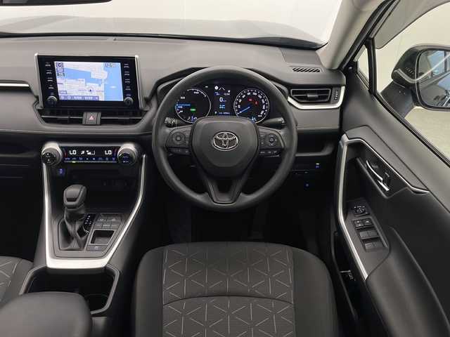 トヨタ ＲＡＶ４ ハイブリットX 宮崎県 2022(令4)年 1.7万km ダークブルーマイカ 純正ディスプレイオーディオナビ(フルセグTV/BT)/レーダークルコン/トヨタセーフティー/衝突軽減ブレーキ/前後コーナーセンサー/ドラレコ前後/バックモニター/ステアリングスイッチ/ETC/オートライト/オートハイビーム/USBポート/オートホールド/純正LEDヘッドライト/純正17インチアルミホイル/純正フロアマット/プッシュスタート/スマートキー