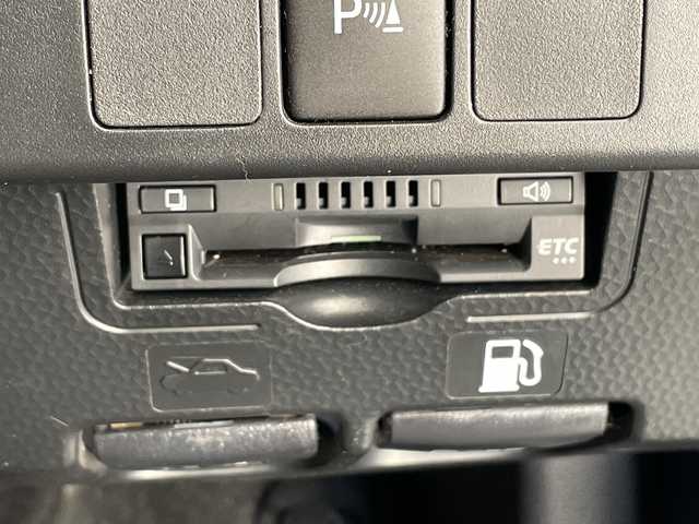 トヨタ ルーミー カスタムG－T 愛知県 2021(令3)年 2万km ターコイズブルーマイカメタリック 純正ナビ/両側パワースライドドア/レーダークルーズコントロール/バックカメラ/コーナーセンサー/純正アルミホイール/LEDヘッドライト/レーンキープアシスト/ドライブレコーダー/衝突軽減システム/ETC/フルセグ/CD DVD/Bluetooth/ステアリングスイッチ/スマートキー/プッシュスタート