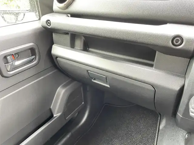 スズキ ジムニー XC 愛媛県 2025(令7)年 0.1万km ブルーイッシュブラックパール3 ワンオーナー/4WD/インタークーラーターボ/7インチ社外ディスプレイオーディオ（Carrozzeria）/・Bluetooth/・CD/DVD/USB/バックカメラ/ETC/ドライブレコーダー/純正16インチAW/純正フロアマット/クルーズコントロール/撥水ファブリックシート/シートヒーター （D+N席）/本革ステアリング/ステアリングスイッチ/スズキセーフティサポート/・衝突軽減システム/・標識認識機能/・車線逸脱警報機能/・ふらつき警報機能/・先行車発進お知らせ機能/・ハイビームアシスト/・誤発進抑制機能/LEDヘッドライト/スペアキー/スマートキー/スペアタイヤ