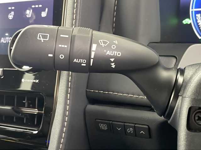 トヨタ アルファードハイブリット Z 埼玉県 2023(令5)年 4万km パール 両側パワースライドドア/パワーシート/エアイート/メモリーシート/純正ナビ/ETC2.0 /コーナーセンサー/バックカメラ/パーキングブレーキサポート/純正アルミ/ウィンカーミラー/パワーバックドア/プッシュスタート/スマートキー×２/置くだけ充電/前後ドラレコ/前後シートヒータ