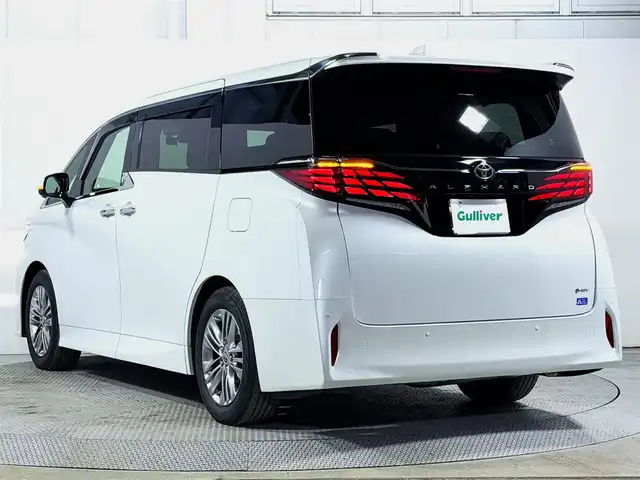 トヨタ アルファードハイブリット Z 大阪府 2024(令6)年 0.5万km プラチナホワイトパールマイカ トヨタチームメイト　/アドバンストパーク　/純正DA　/両側電動　/BSM　/電子ミラー　/ビルトインETC　/レーダークルコン　/コーナーセンサー　/前後ドラレコ　/電動リアゲート　/シートエアコン　/パワーシート　/LEDオートライト