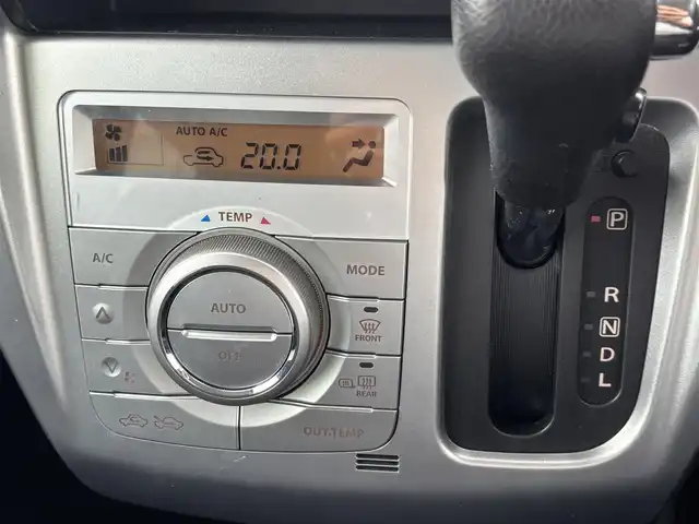 マツダ フレア クロスオーバー XG 福岡県 2015(平27)年 5.4万km フェニックスレッドパール/ブラック SD社外ナビ(ワンセグTV、CD、バックカメラ)/ビルトインETC/横滑り防止装置/衝突被害軽減システム/盗難防止装置/LEDオートライト/社外フロアマット/D席シートヒーター/ベンチシート