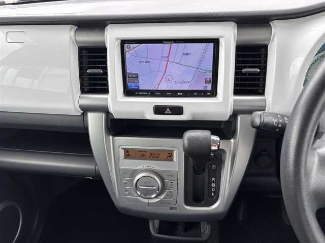 マツダ フレア クロスオーバー XG 福岡県 2015(平27)年 5.4万km フェニックスレッドパール/ブラック SD社外ナビ(ワンセグTV、CD、バックカメラ)/ビルトインETC/横滑り防止装置/衝突被害軽減システム/盗難防止装置/LEDオートライト/社外フロアマット/D席シートヒーター/ベンチシート