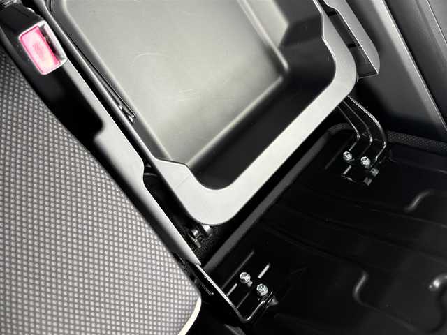 マツダ フレア クロスオーバー XG 福岡県 2015(平27)年 5.4万km フェニックスレッドパール/ブラック SD社外ナビ(ワンセグTV、CD、バックカメラ)/ビルトインETC/横滑り防止装置/衝突被害軽減システム/盗難防止装置/LEDオートライト/社外フロアマット/D席シートヒーター/ベンチシート