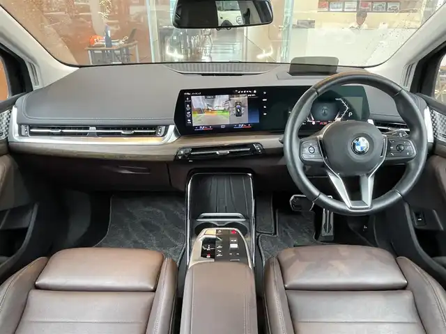 ＢＭＷ ＢＭＷ ２１８ｉ アクティブツアラー エクスクルーシブ 鹿児島県 2022(令4)年 2.8万km 緑 禁煙車/サンルーフ/純正19インチアルミホイール/トップビューカメラ/純正ドライブレコーダー/ハーマンカードンサウンド/ヘッドアップディスプレイ/マッサージシート/ブライドスポットモニター/スペアキー