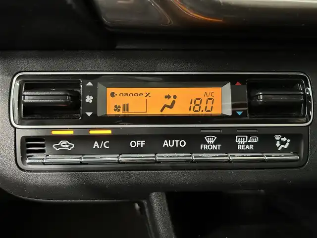 スズキ ハスラー Jスタイル Ⅱ ターボ 鹿児島県 2022(令4)年 4.3万km シフォンアイボリーメタリック/ガンメタリック2トーン 純正ナビ　/Ｂｌｕｅｔｏｏｔｈ　/フルセグＴＶ　/全方位カメラ　/社外全方位ドラレコ　/純正フロアマット　/純正１５インチアルミ　/前席シートヒーター　/パドルシフト　/革巻きステアリング　/純正ドアバイザー　/純正ＥＴＣ/レーンキープアシスト/USBソケット/電格ミラー/後方コーナーセンサー/純正LEDヘッドライト/スマートキー