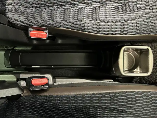 スズキ ハスラー Jスタイル Ⅱ ターボ 鹿児島県 2022(令4)年 4.3万km シフォンアイボリーメタリック/ガンメタリック2トーン 純正ナビ　/Ｂｌｕｅｔｏｏｔｈ　/フルセグＴＶ　/全方位カメラ　/社外全方位ドラレコ　/純正フロアマット　/純正１５インチアルミ　/前席シートヒーター　/パドルシフト　/革巻きステアリング　/純正ドアバイザー　/純正ＥＴＣ/レーンキープアシスト/USBソケット/電格ミラー/後方コーナーセンサー/純正LEDヘッドライト/スマートキー