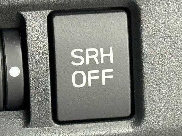 スバル フォレスター 2．0i－L 福岡県 2016(平28)年 4.3万km クリスタルホワイトP 社外ナビ／フルセグＴＶ　/ＥＴＣ　/シートヒーター　/クルーズコントロール　/パドルシフト　/横滑り防止装置　/アイドリングストップ　/Ｘ－ＭＯＤＥ　/電動格納式ドアミラー　/ドアバイザー　/純正１７インチＡＷ　/ＬＥＤヘッドライト