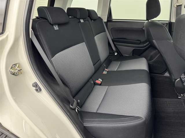 スバル フォレスター 2．0i－L 福岡県 2016(平28)年 4.3万km クリスタルホワイトP 社外ナビ／フルセグＴＶ　/ＥＴＣ　/シートヒーター　/クルーズコントロール　/パドルシフト　/横滑り防止装置　/アイドリングストップ　/Ｘ－ＭＯＤＥ　/電動格納式ドアミラー　/ドアバイザー　/純正１７インチＡＷ　/ＬＥＤヘッドライト