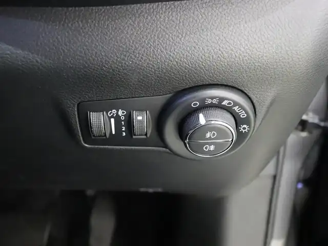 クライスラー・ジープ ジープ コンパス リミテッド 静岡県 2022(令4)年 1.6万km ガンＭ ワンオーナー　/衝突軽減ブレーキ　/黒革　/ＡＣＣ　/純正ナビＴＶ　/純正１８ＡＷ　/ＬＥＤ　/ＬＫＡ　/ＢＳＭ　/ＡＬＰＩＮＥ　/純正ドアバイザー　/パワーシート／ヒーター　/社外ドライブレコーダー　/スペアキー