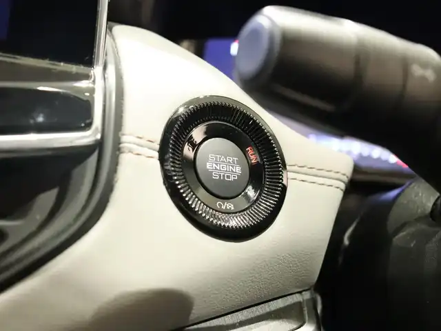クライスラー・ジープ ジープ コンパス リミテッド 静岡県 2022(令4)年 1.6万km ガンＭ ワンオーナー　/衝突軽減ブレーキ　/黒革　/ＡＣＣ　/純正ナビＴＶ　/純正１８ＡＷ　/ＬＥＤ　/ＬＫＡ　/ＢＳＭ　/ＡＬＰＩＮＥ　/純正ドアバイザー　/パワーシート／ヒーター　/社外ドライブレコーダー　/スペアキー
